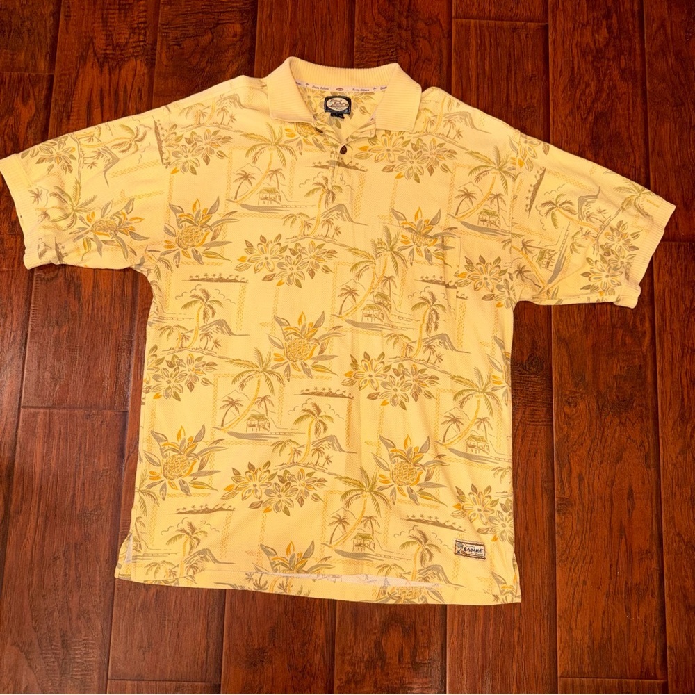 Vintage Men’s Tommy Bahama Button Up Shirt size Large